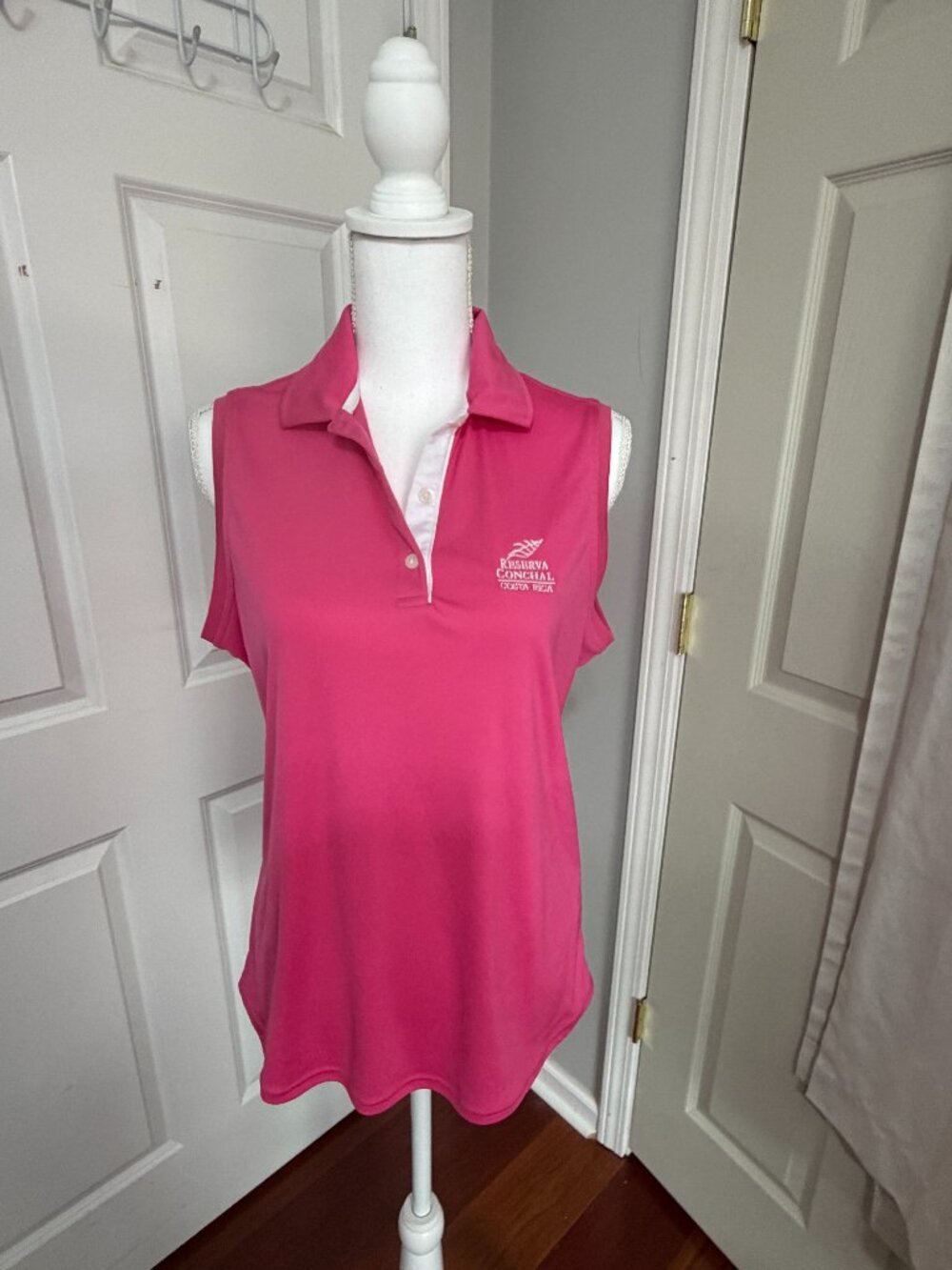 FootJoy Sleeveless Golf Polo Pink Size M Reserva Conchal Costa Rica